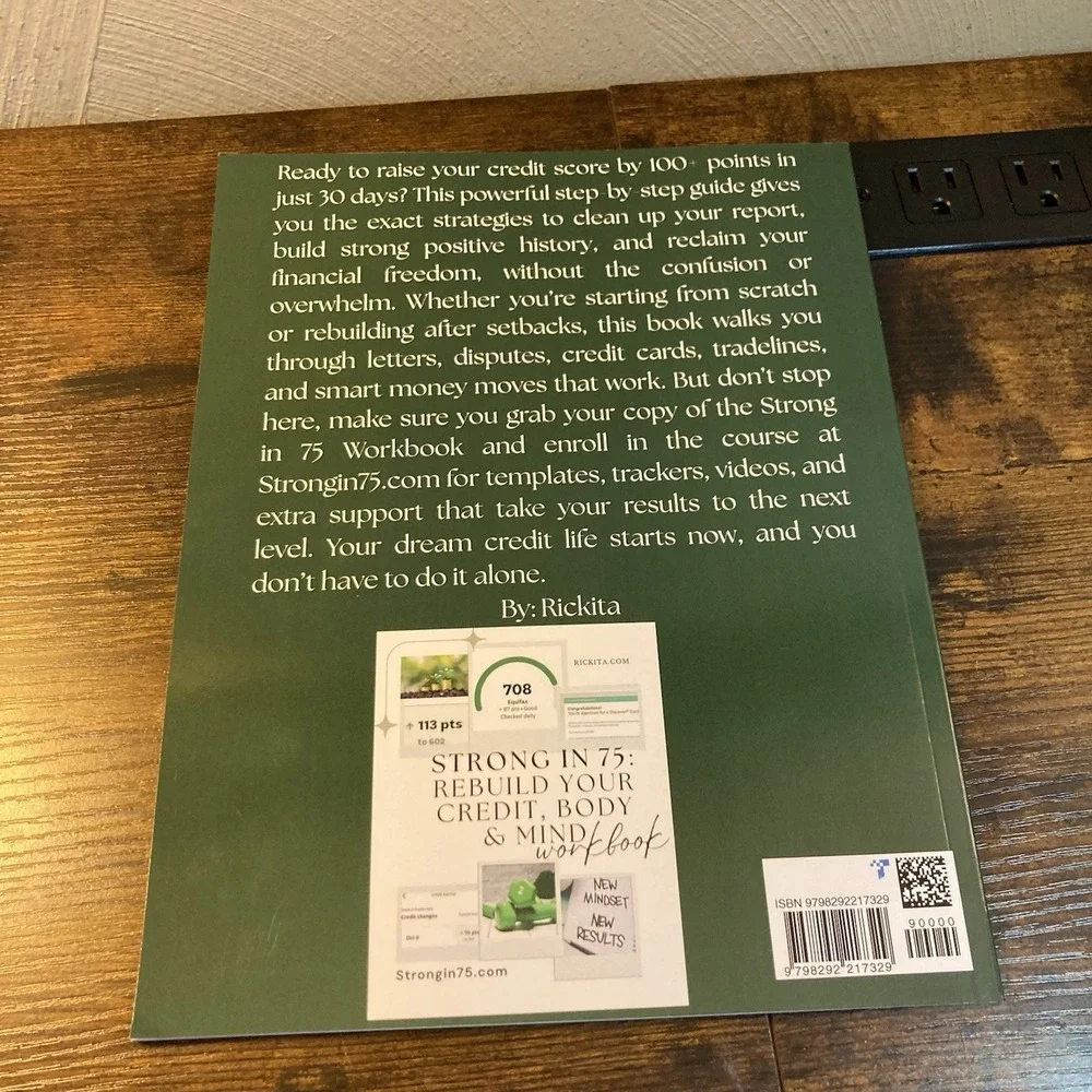 Raise Your Credit Score 100+ Points‎ in 30 Days Credit Repair Guide Book